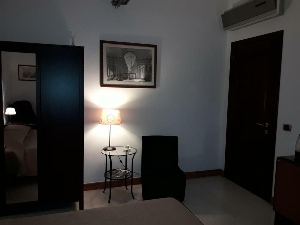 Guest Room Via Dei Passeri Cagliari Buitenkant foto