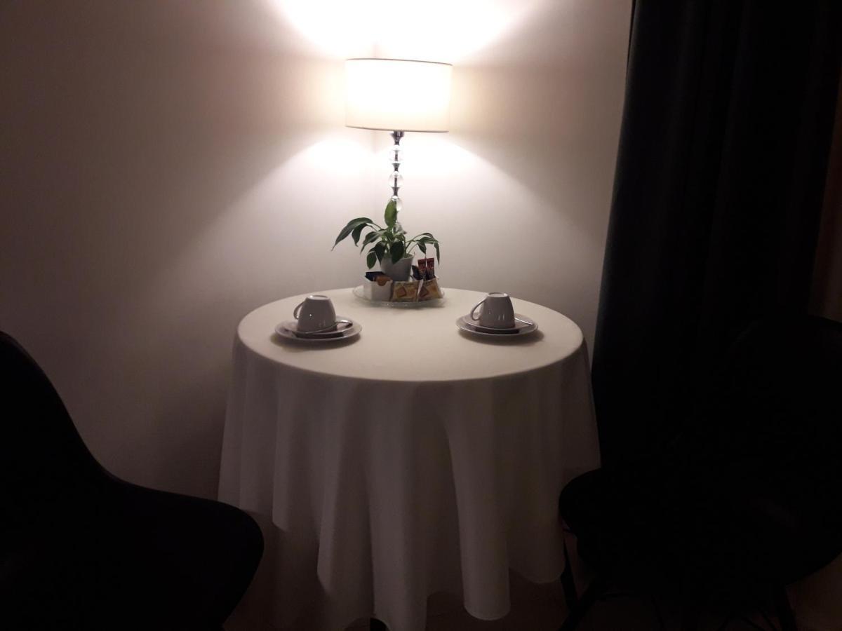 Guest Room Via Dei Passeri Cagliari Buitenkant foto